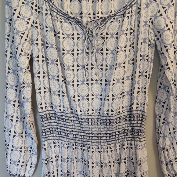 Max Studio Blue White Printed Smocked Waist Dress Size Medium - Picture 4 of 11
